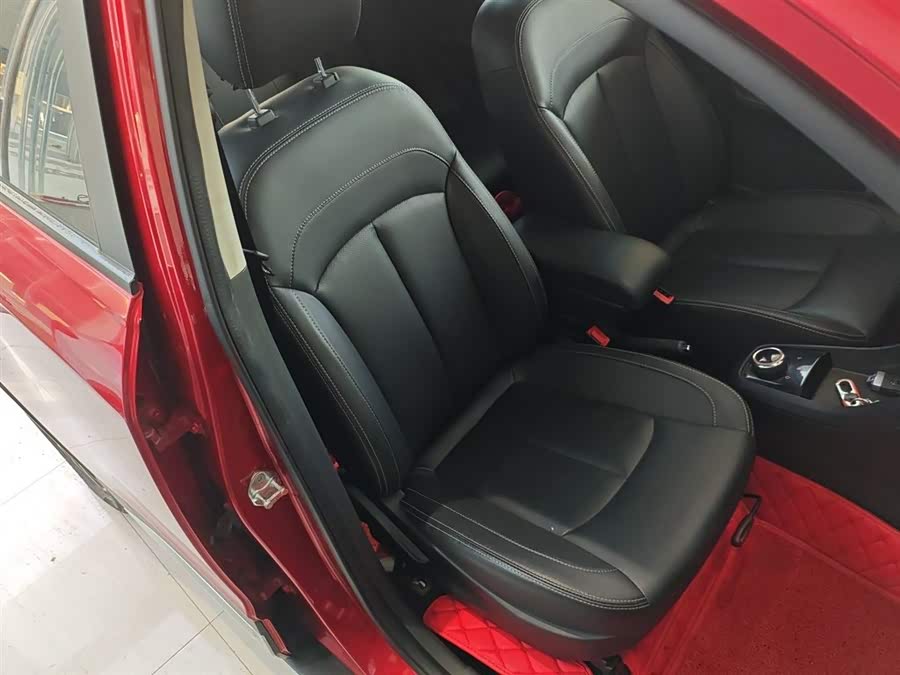 哪吒汽车 哪吒N01 2020 汽车图片 #26