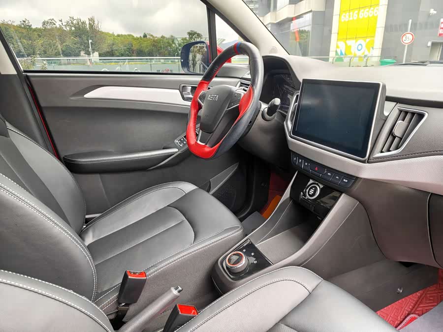 哪吒汽车 哪吒N01 2021 #26 哪吒汽车 哪吒N01 2021 汽车图片 #26