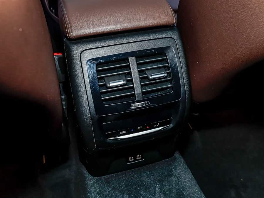 BMW X4 2020 immagine di auto #26