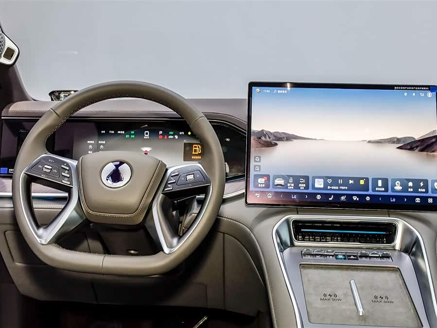 Denza N9 2025 imagen de coche #26