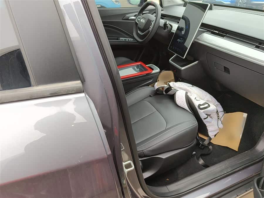 哪吒汽车 哪吒AYA 2024 汽车图片 #26