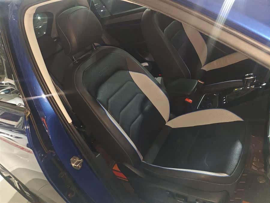 Volkswagen Tayron GTE 2020 #26 Volkswagen Tayron GTE 2020 car image #26