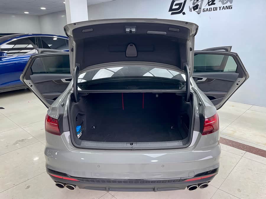 Audi S4 2020 car image #26