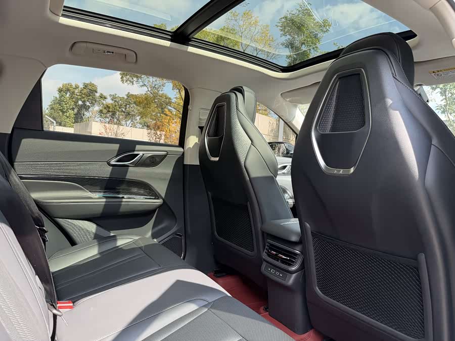 HongQi HS3 PHEV 2024 car image #26