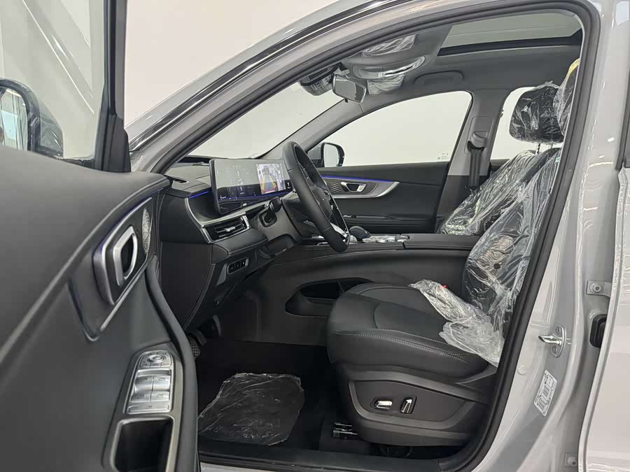 Chery Tiggo 8 PRO New Energy 2025 car image #26