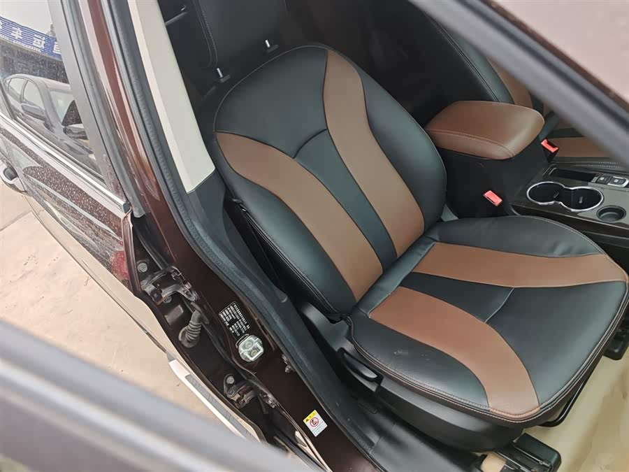 GAC Trumpchi GS5 Super 2015 car image #26