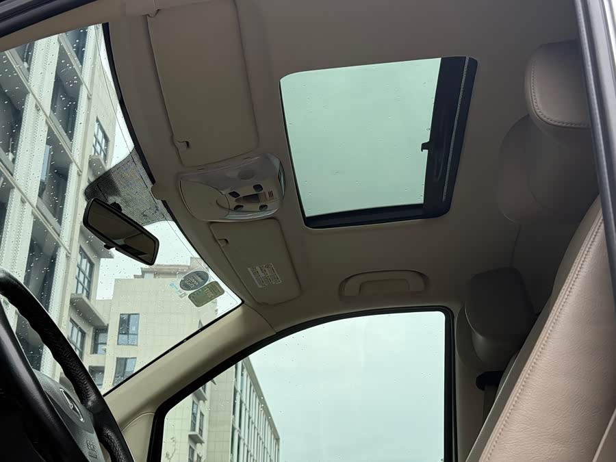 奔驰 唯雅诺 2013 #26 奔驰 唯雅诺 2013 汽车图片 #26