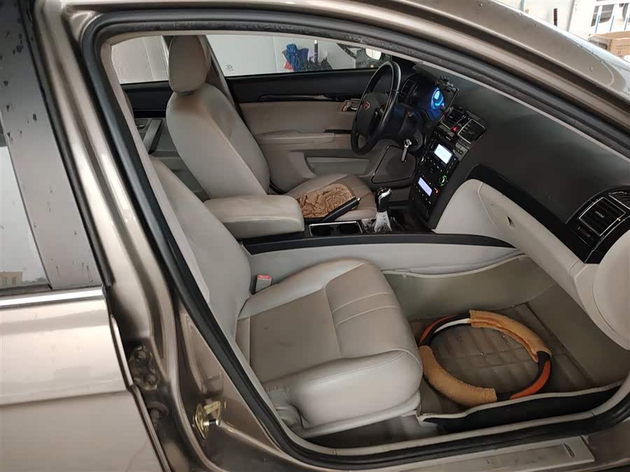 GEELY EC8 2013 #26 GEELY EC8 2013 car image #26