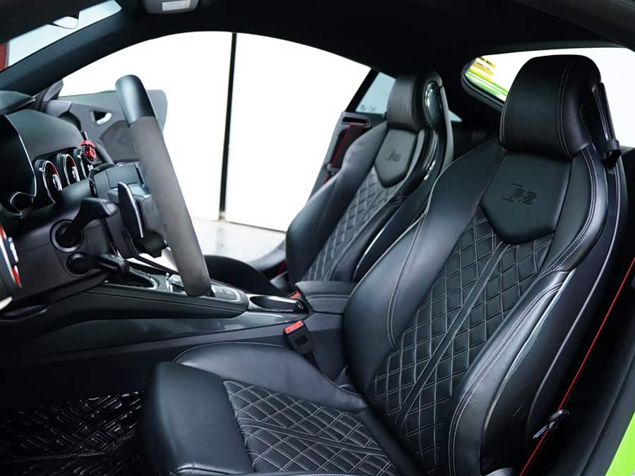 Audi TT RS 2020 #26 Audi TT RS 2020 car image #26