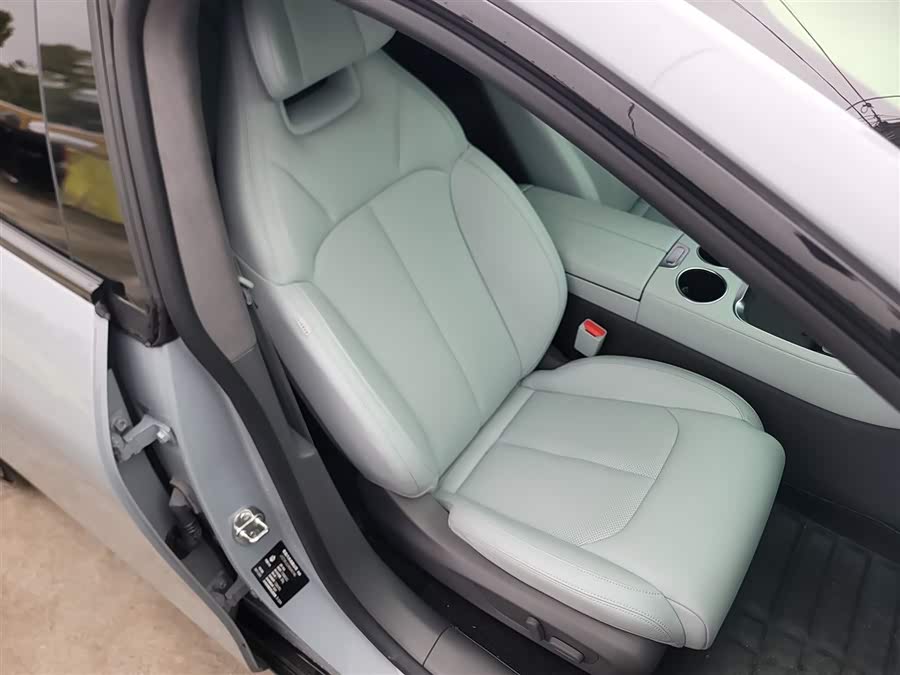 零跑汽车 零跑C01 2024 汽车图片 #26