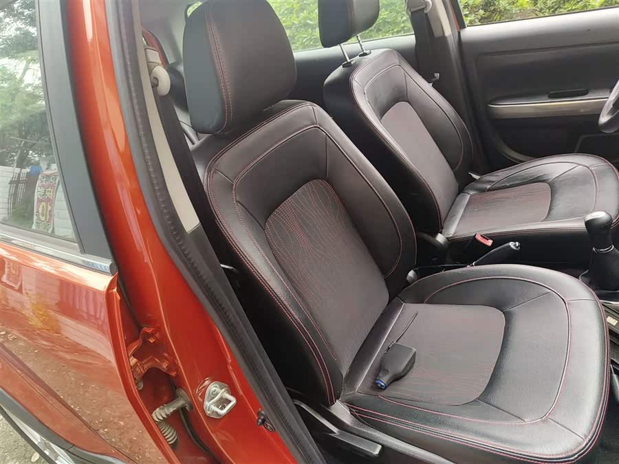 Great Wall M4 2014 imagem de carro #26