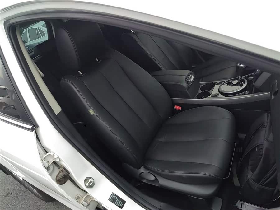 Mazda CX-7 2015 immagine di auto #26