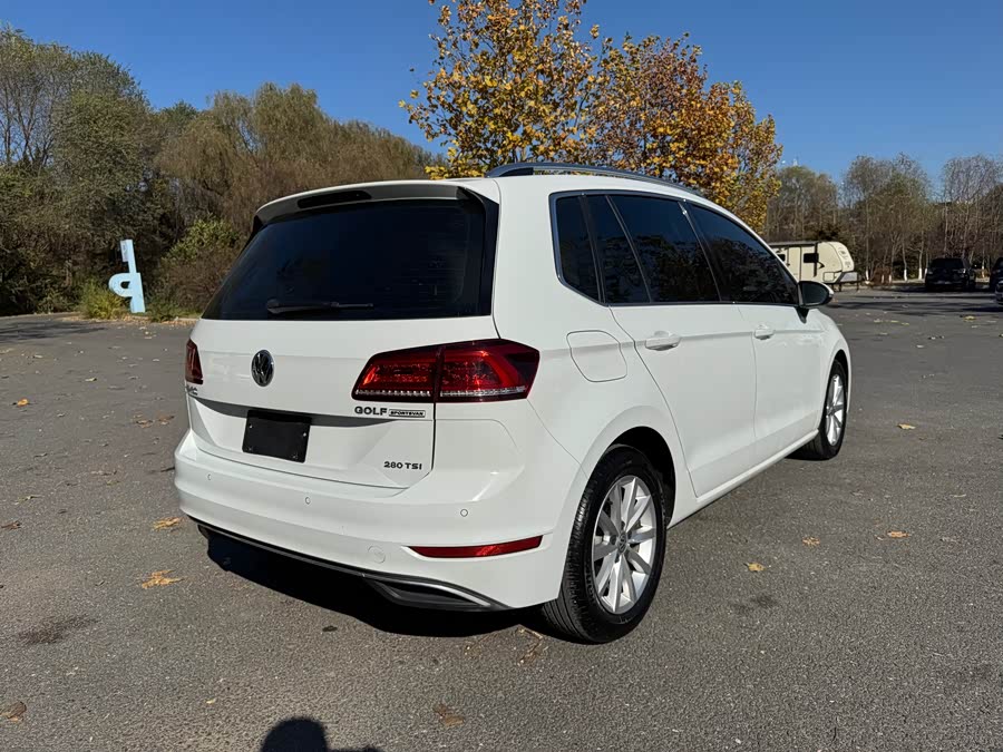 Volkswagen Golf Sportsvan 2020 car image #26