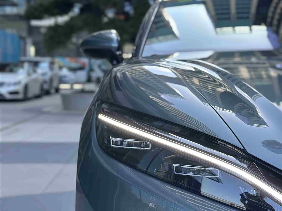 BYD HanL 2025 صورة سيارة #26