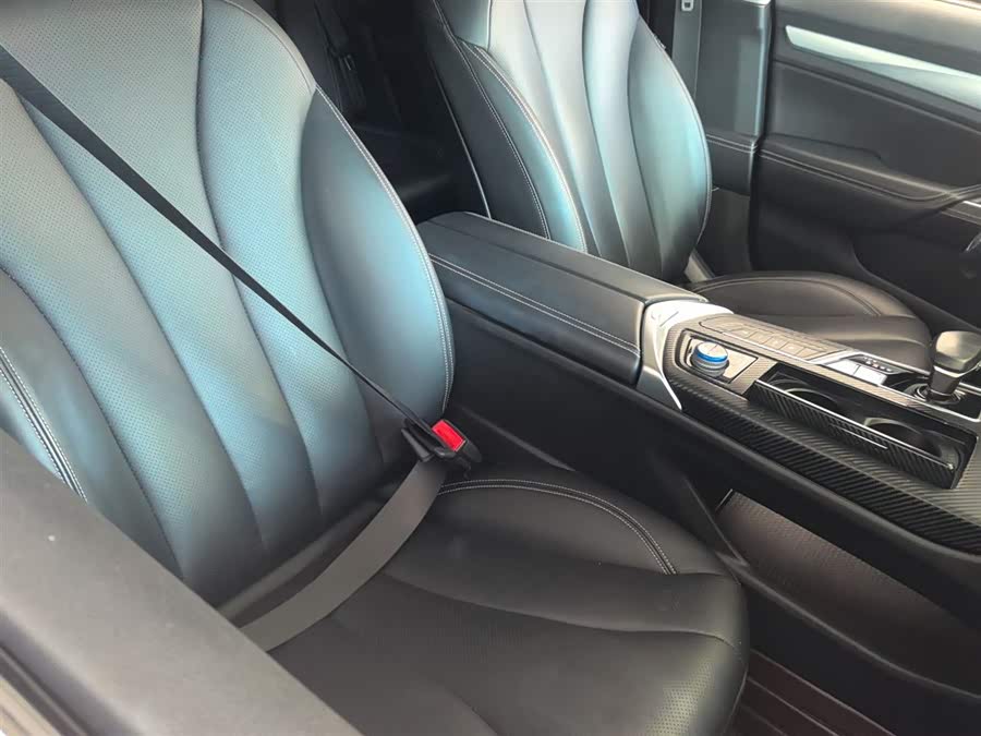 GEELY Ulion New Energy 2018 #26 GEELY Ulion New Energy 2018 car image #26