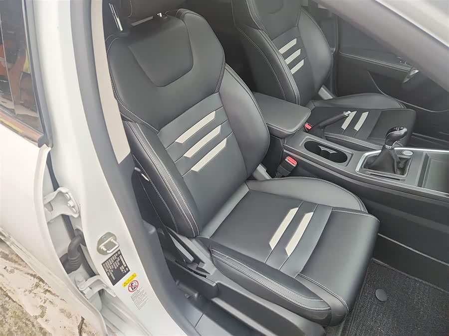 BYD Qin Pro 2020 immagine di auto #26