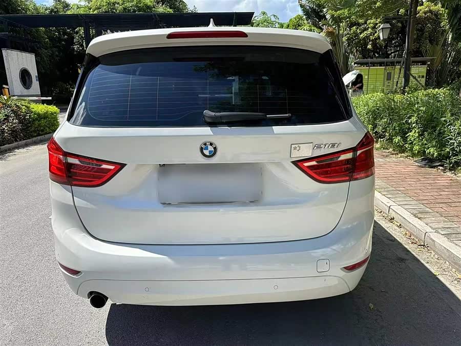 BMW 2 Series Gran Tourer 2015 car image #26