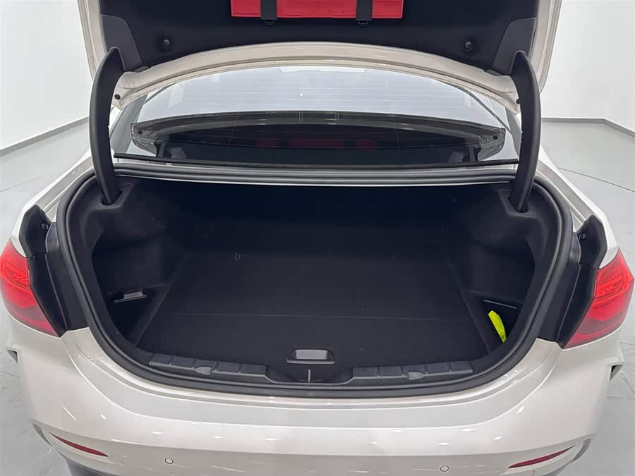 BMW 1 Series 2020 immagine di auto #26