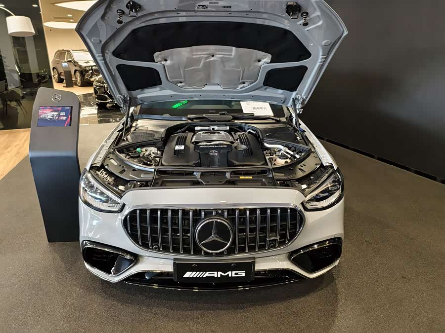 Mercedes-Benz S AMG New Energy imagem de carro #26