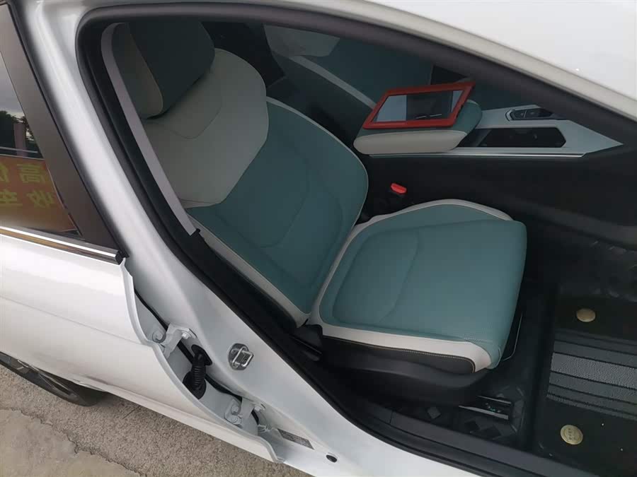 GEELY Emgrand L HiP 2023 #26 GEELY Emgrand L HiP 2023 car image #26