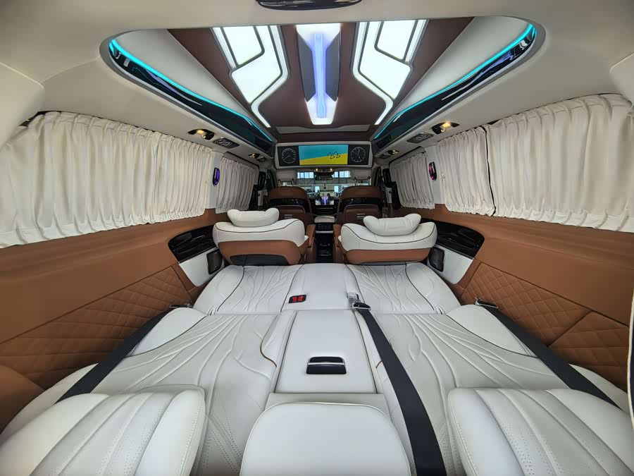 Mercedes-Benz V Class 2023 car image #26