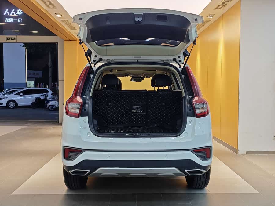 GEELY Vision X6 2019 imagen de coche #26