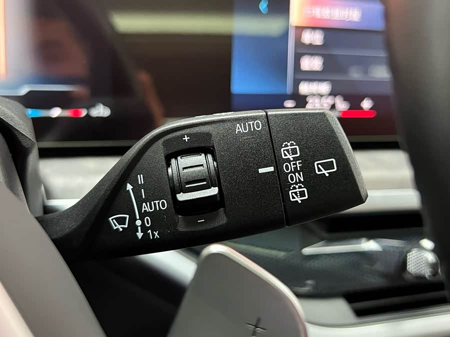 BMW X5 2023 #26 BMW X5 2023 صورة سيارة #26