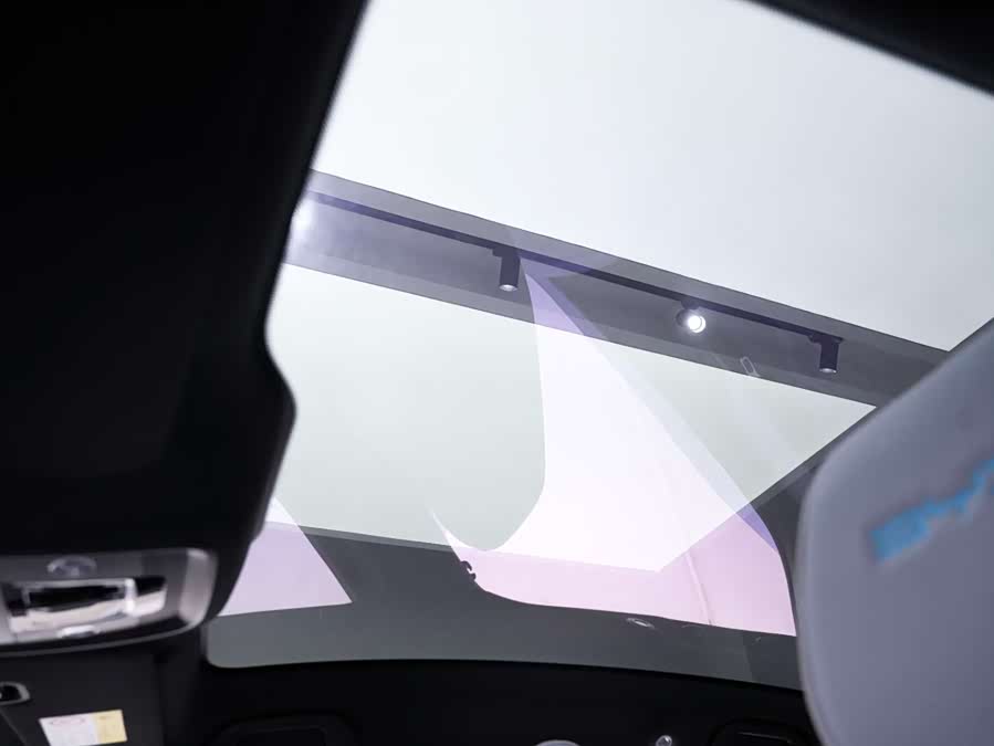 BYD Seal 2022 car image #26