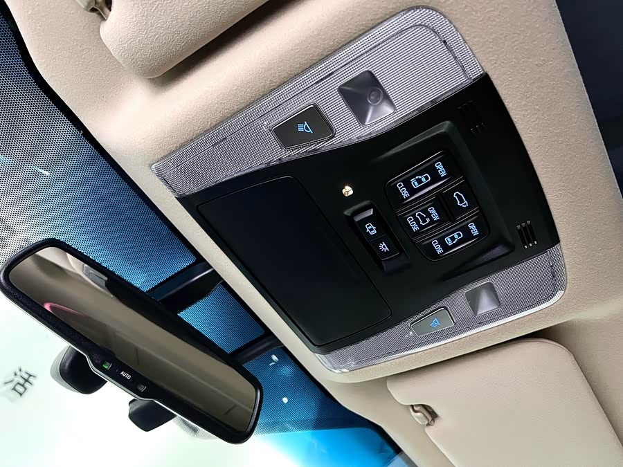 丰田 埃尔法 2018 汽车图片 #26