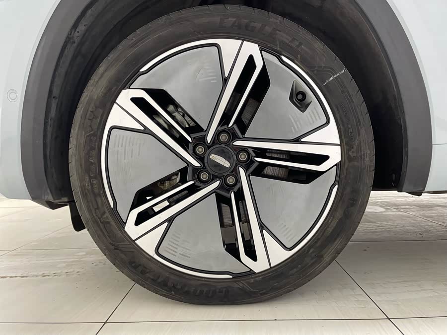 GEELY Monjaro EREV 2023 car image #26