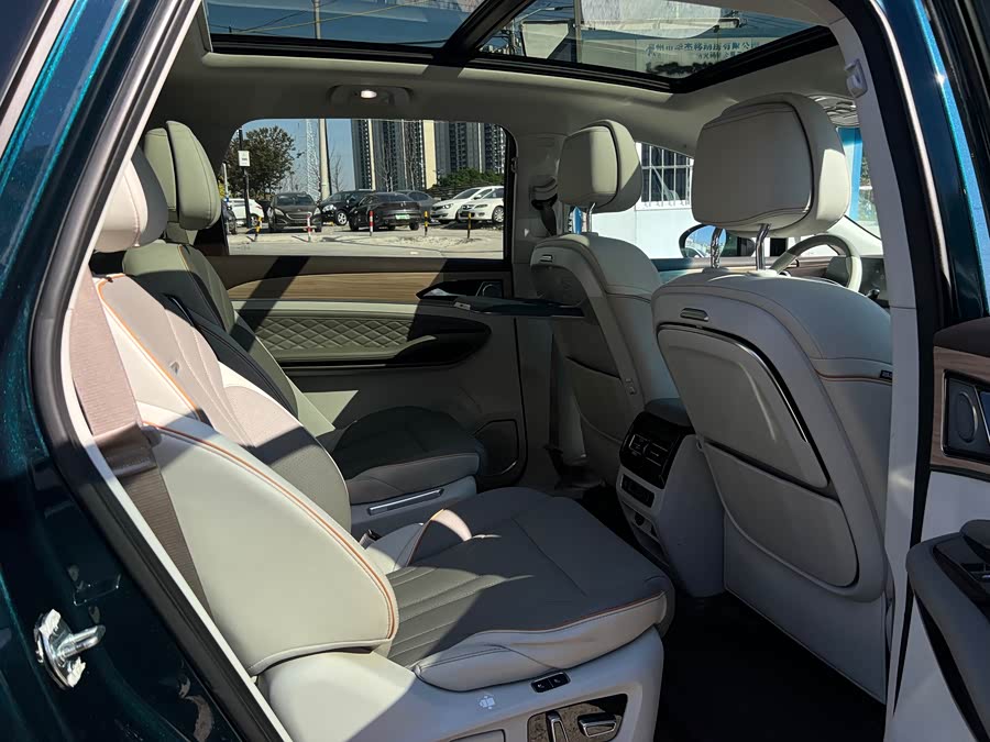 Forthing Yacht 2023 #26 Forthing Yacht 2023 car image #26