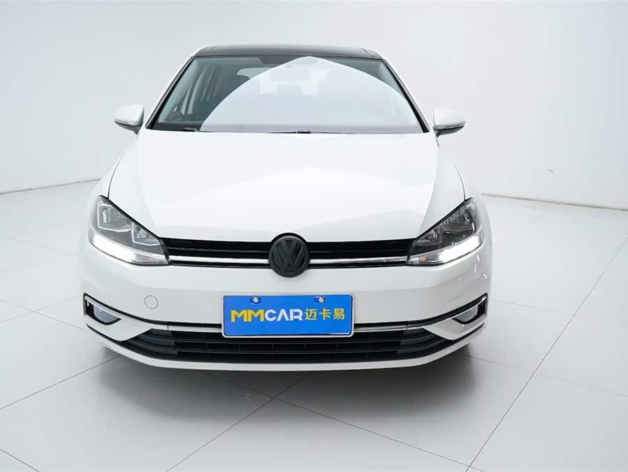 Volkswagen Golf 2018 car image #26