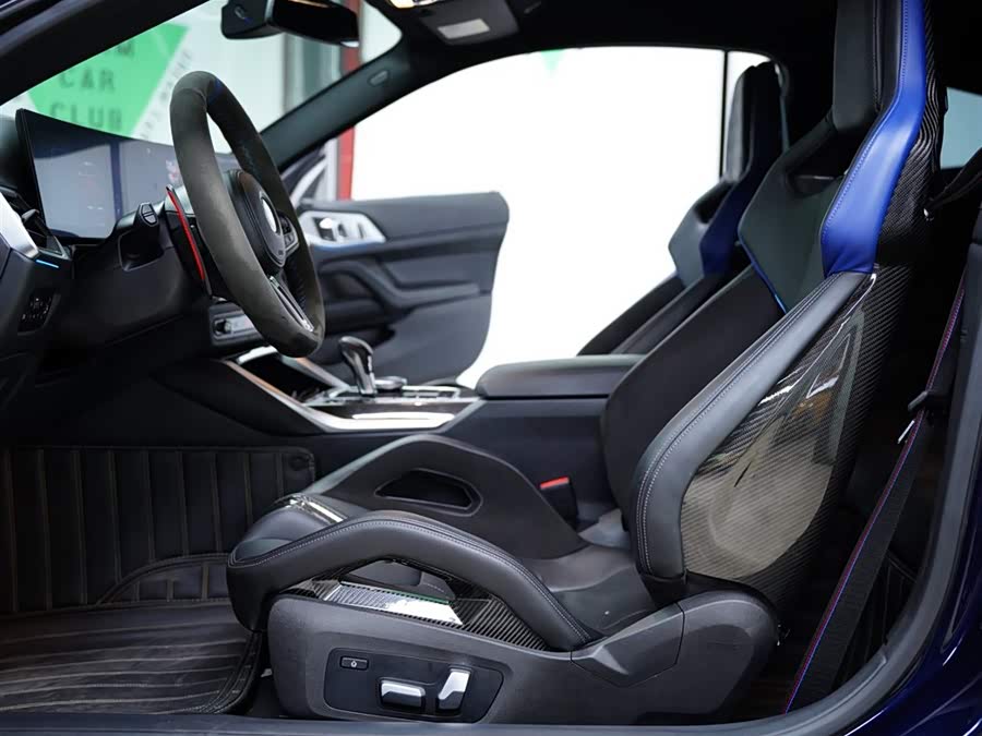 BMW M4 2024 immagine di auto #26