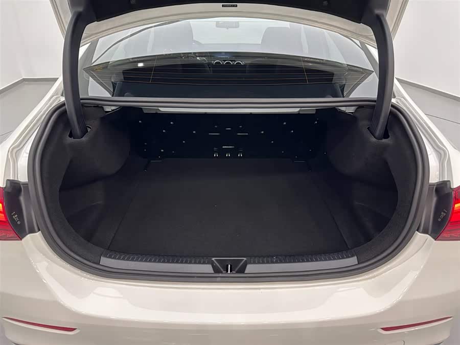 Mercedes-Benz A Class 2024 immagine di auto #26