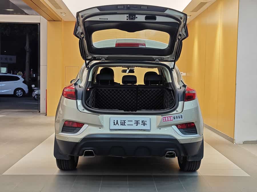 GEELY Emgrand GS 2017 car image #26