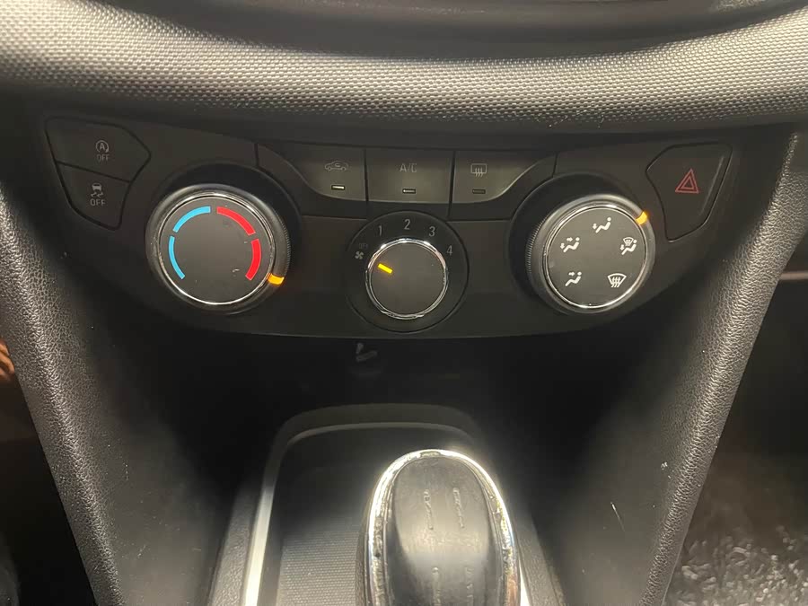 Chevrolet Cavalier 2018 #26 Chevrolet Cavalier 2018 car image #26
