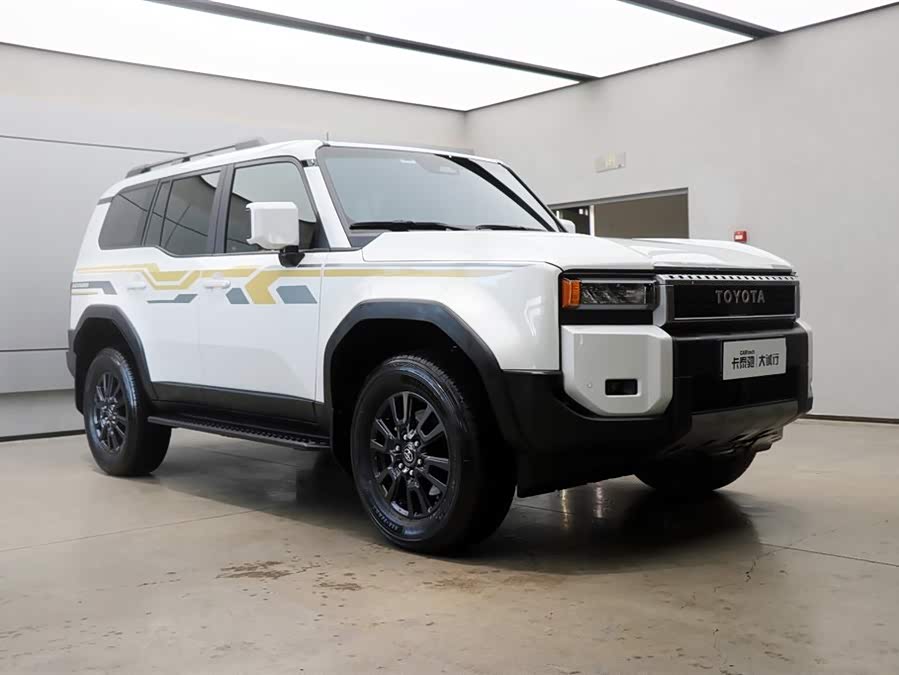 丰田 普拉多 2025 汽车图片 #26