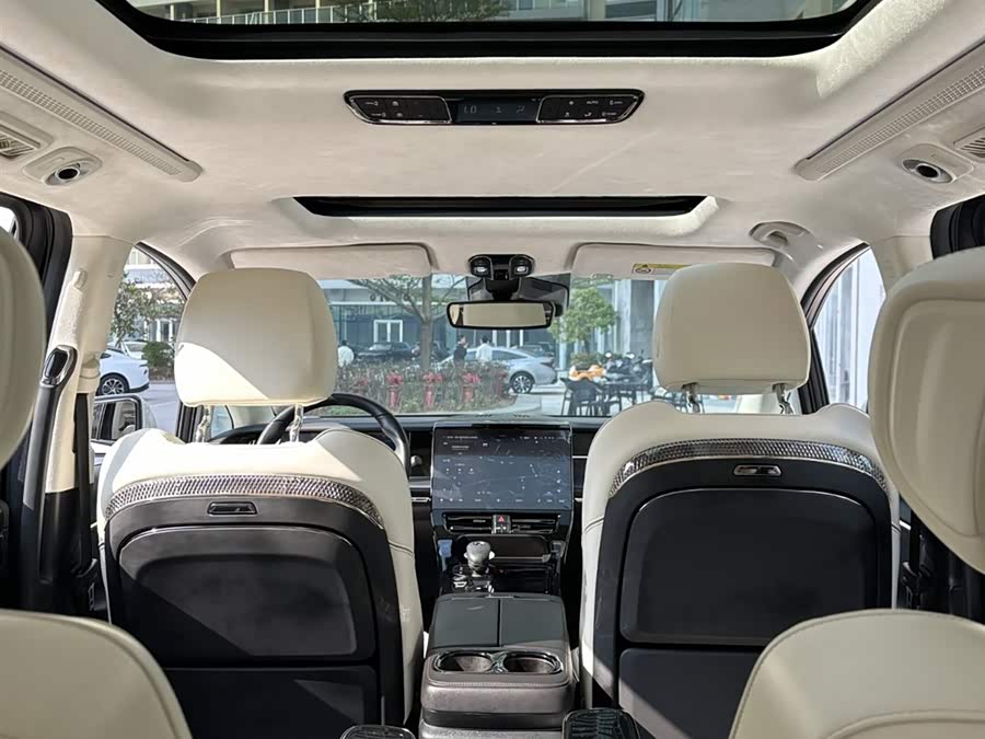 GAC Trumpchi E9 2023 car image #26