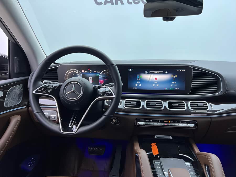 Mercedes-Benz GLE Class 2025 صورة سيارة #26