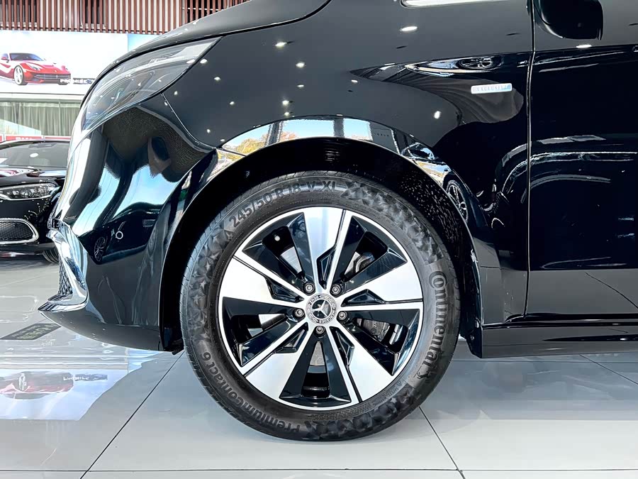 Mercedes-Benz V Class 2023 immagine di auto #26