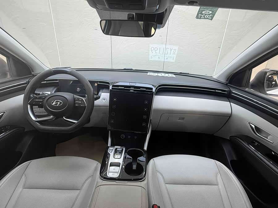 Hyundai Tucson 2021 car image #26