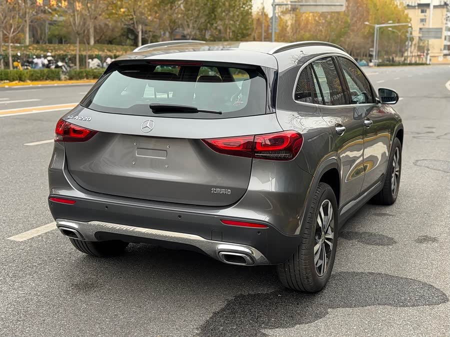 Mercedes-Benz GLA Class 2023 #26 Mercedes-Benz GLA Class 2023 car image #26