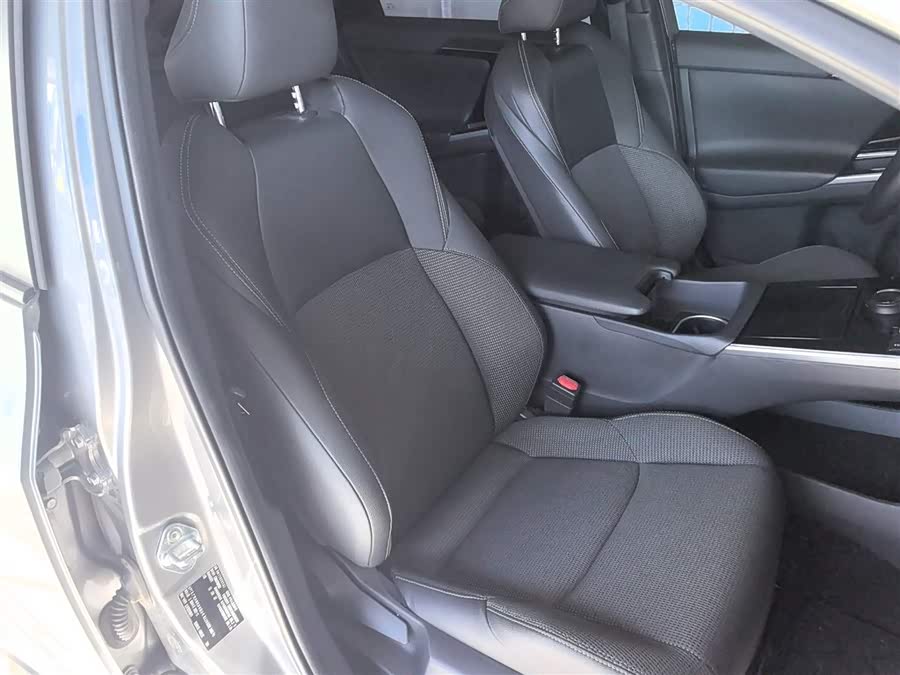 Toyota bZ4X 2022 immagine di auto #26