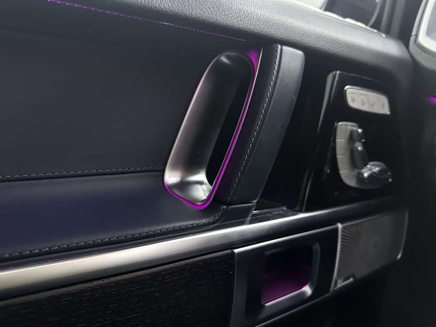 Mercedes-Benz G Class 2021 صورة سيارة #26