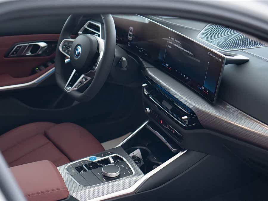 BMW i3 2025 car image #26