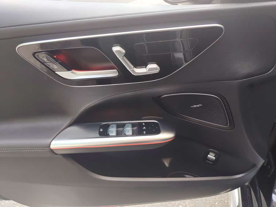 Mercedes-Benz C Class 2022 image de voiture #26