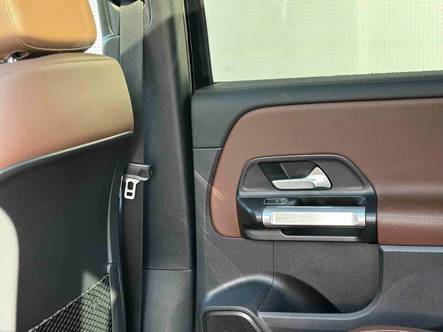 Mercedes-Benz GLB Class 2022 #26 Mercedes-Benz GLB Class 2022 car image #26