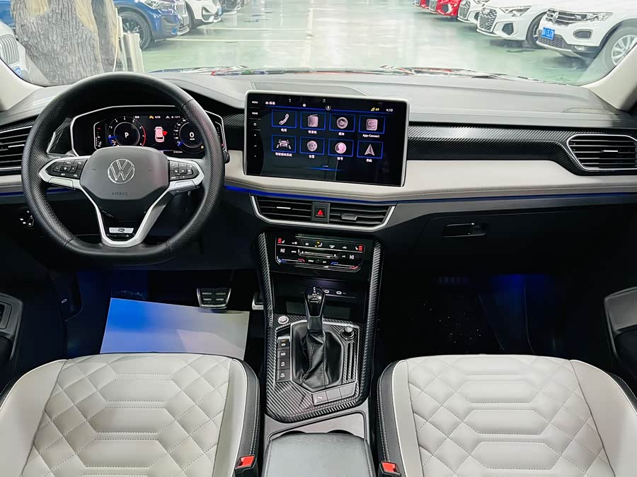 Volkswagen Tayron 2022 car image #26