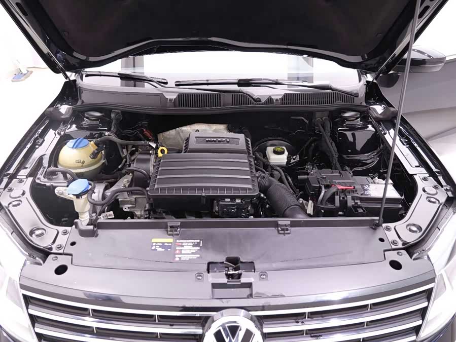 Volkswagen Lavida 2017 car image #26