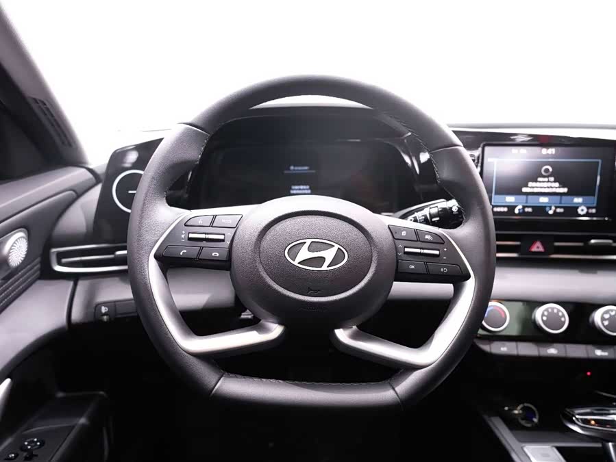 Hyundai 2023 car image #26